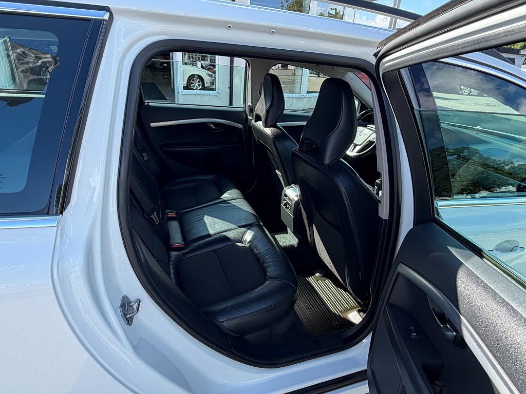 Volvo V70 D3 Classic, Momentum 150 hk