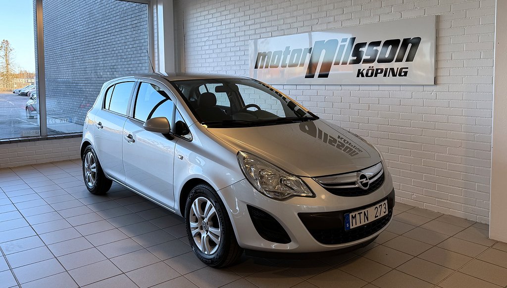 Opel Corsa 1.2 85Hk Nyservad M-värmare Årsskatt 536:- V-hjul