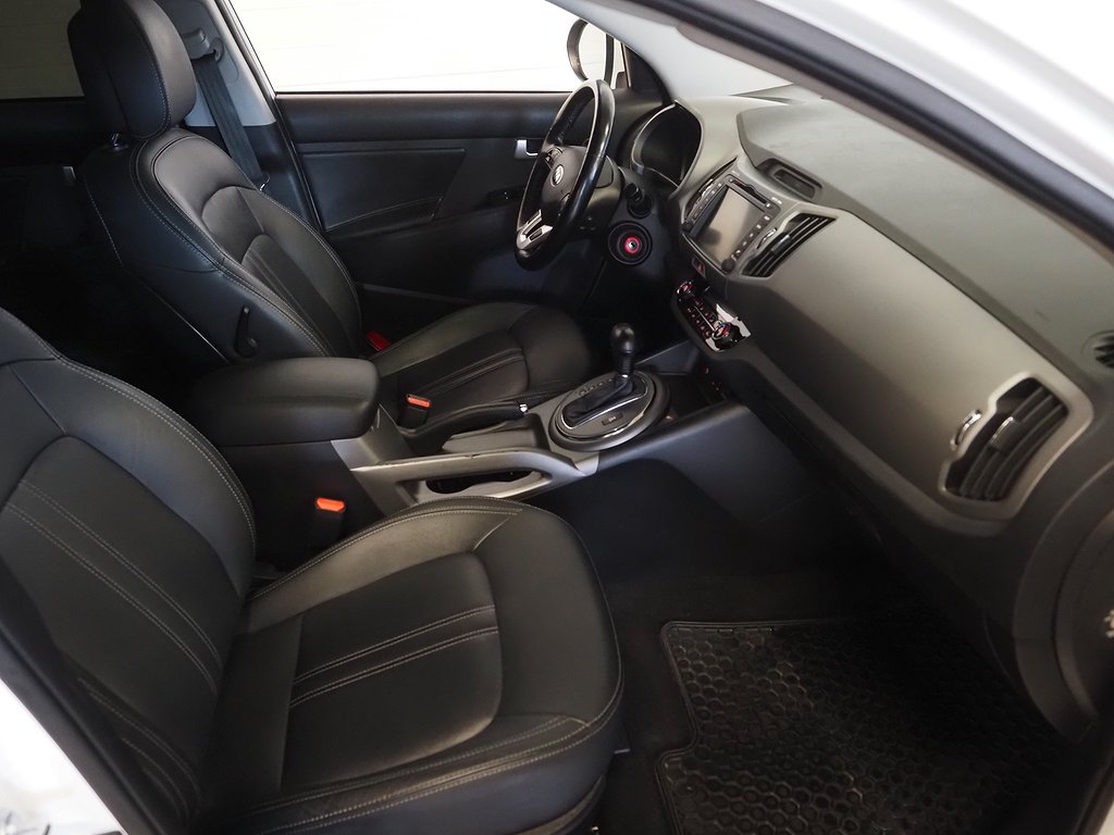 Kia Sportage 2.0 CRDi AWD Special Edition Navi Kamera Pano 2014