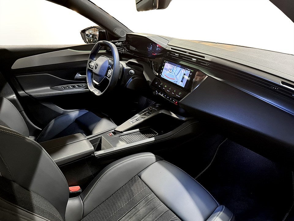 Bild på Peugeot 408 GT 1.2 PT 130hk Aut - B-KAMERA, EL-BAKLUCKA