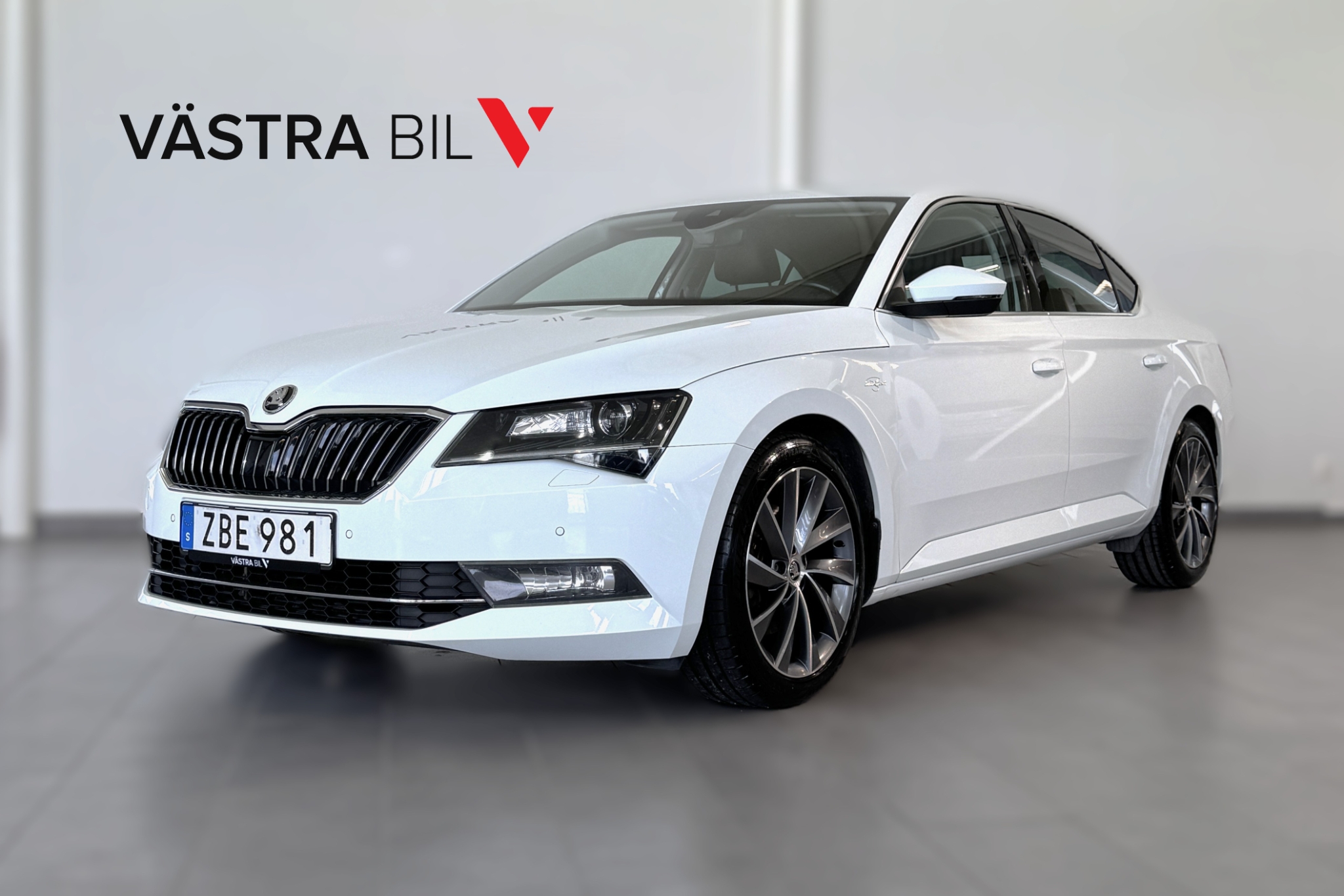 Skoda Superb 2.0 2003, kuva 5/33