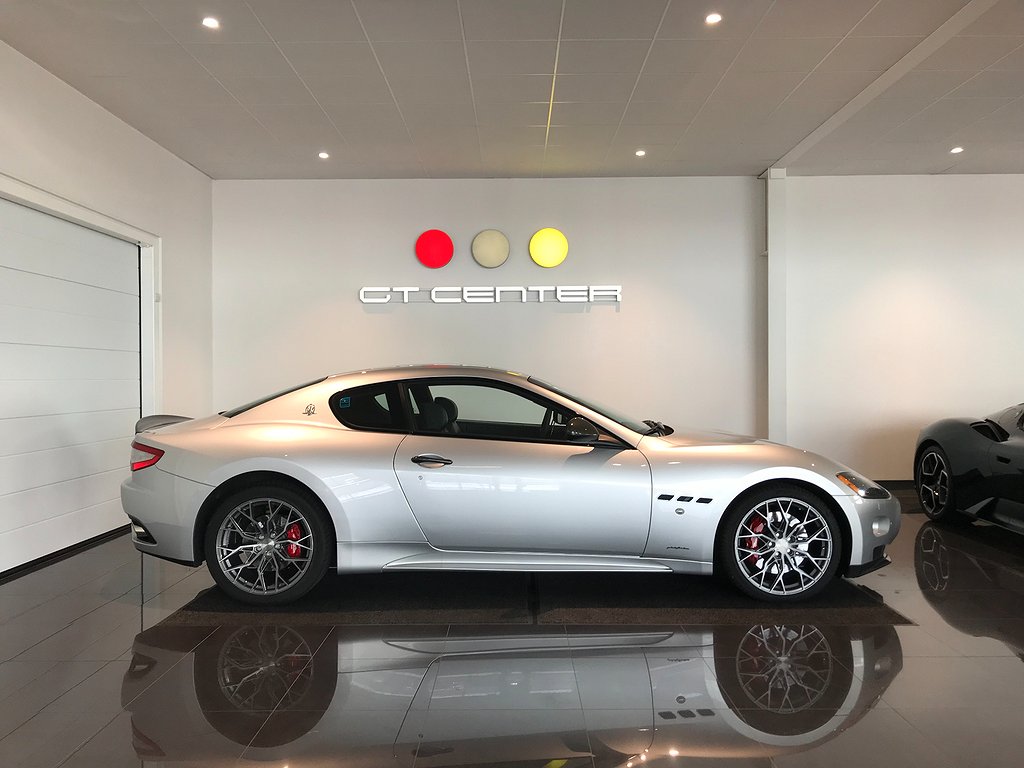 Maserati GranTurismo S MC-Shift Sportavgas Svensksåld 450hk