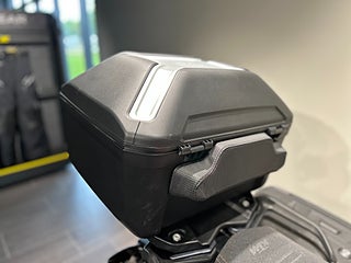 KTM 1290 Super Adventure S / Tech pack / 3 väskor / Endast 1302 mil!