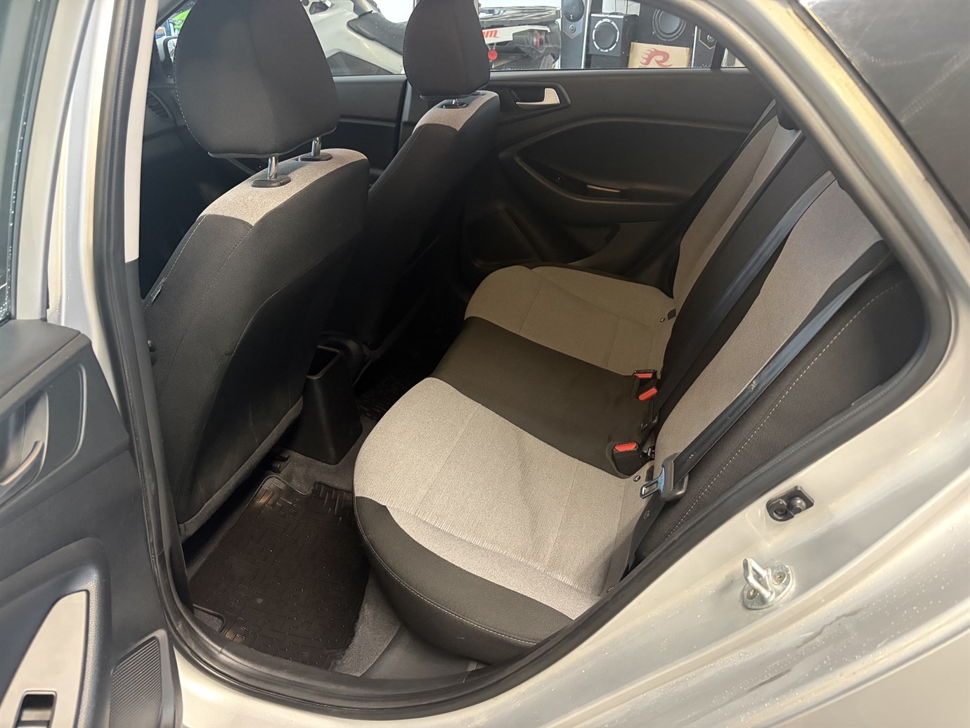 Hyundai i20 1.2 Manuell, 84hk Comfort 2016, bild 6/10