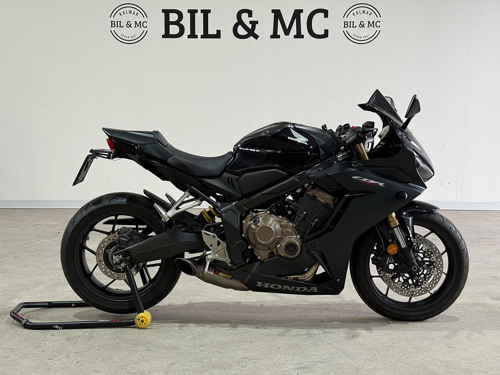 Honda Powersports CBR650R Akrapovic Helsystem låga mil 0kr insats räntekampanj 
