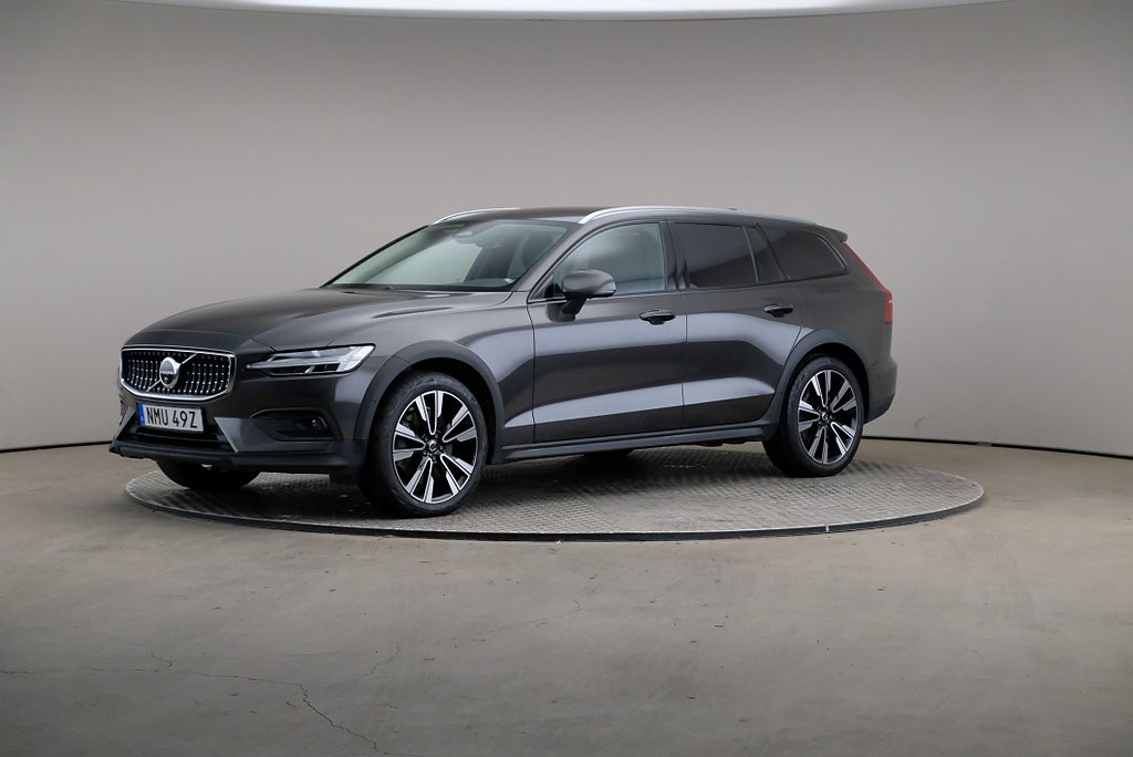 Volvo V60 Cross Country Volvo V60 Cross Country Cross Country B5