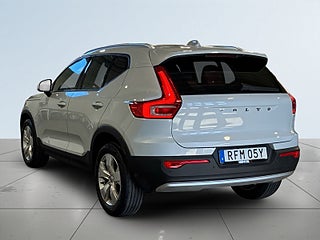 Volvo XC40 T3 Momentum Värmare Kamera Cockpit Pano Skinn Psens S&V