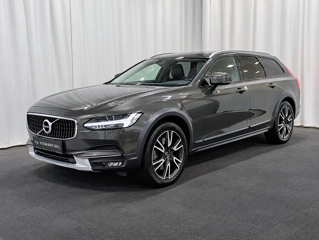 Volvo V90 Cross Country D4 AWD Geartronic Pro|Skinn|GPS|Drag|Värmare|