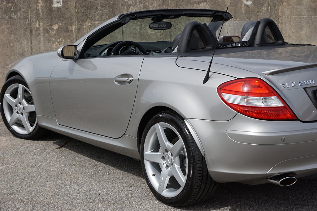 Mercedes-Benz SLK 280 7G-Tronic Cabriolet|Låga Mil|2-Brukare|18” AMG|