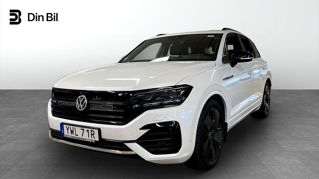 Volkswagen Touareg BLACK R-LINE TDI 286 HK 4M/Panorama/night vision/D