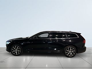 Volvo V60 D4 Momentum Drag GPS Pvärm VoC Kamera SoV