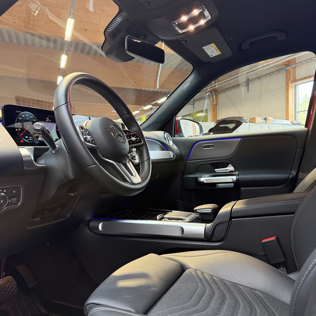Mercedes-Benz EQB 350 4MATIC Progressive 7-Sits Navi Backkamera Ambient