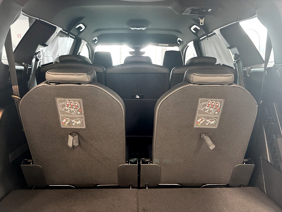 Bild på Peugeot 5008 GT Black Pack 1.2 PT 130hk Aut 7-SITS B-KAMERA ELSTOL