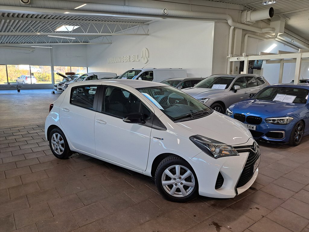 Toyota Yaris Hybrid e-CVT Automat Active  Life EU6