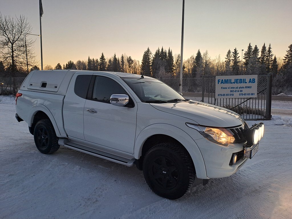 Mitsubishi L200 Club Cab 2.4DI-D 181hk 4WD Värmare,