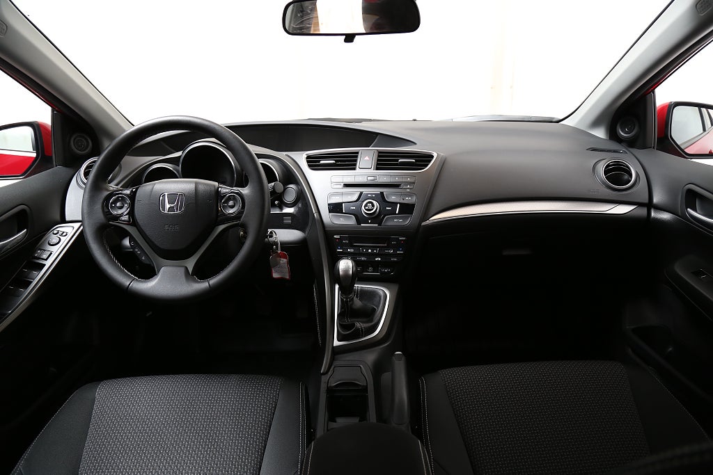 Honda Civic 1,8 i-VTEC 141hk ELEGANCE X-EDITION 5-D 1ägare 2015