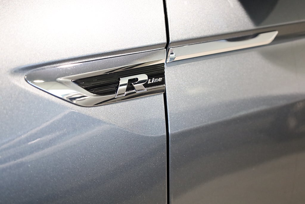 Volkswagen Tiguan Allspace 4M R-line 7-Sits Drag Värmare Massage 2020