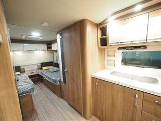 Husvagn, 1-axl Knaus Südwind 590 UE Scandinavian Selection 9 av 19