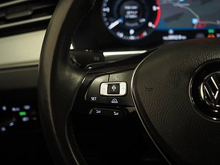Kombi Volkswagen Passat 21 av 27
