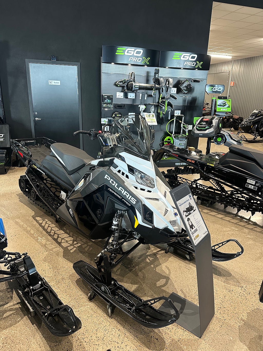 Polaris Nordic Pro S4 146" 