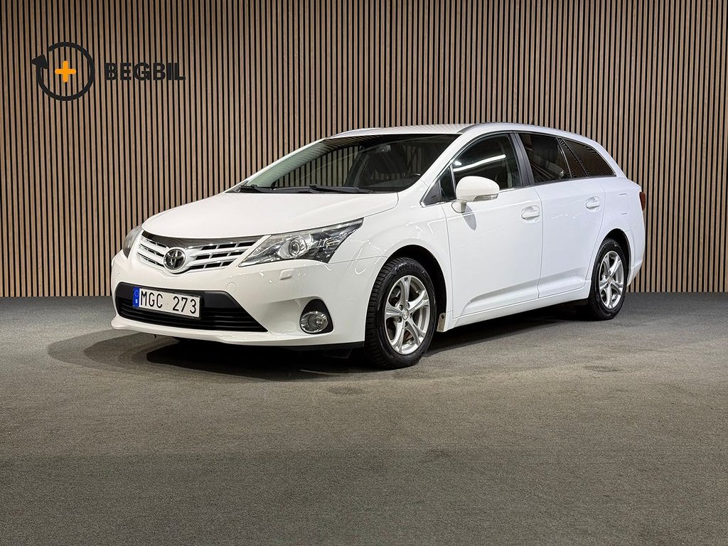 Toyota Avensis Kombi 2.0 D-4D Manuell I Drag I Värmare I 4,99%