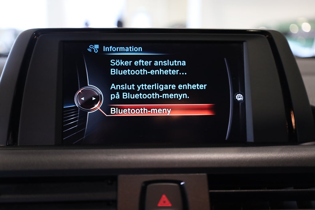 BMW 118I Steptronic Advantage PDC Connected Blåtand 2017
