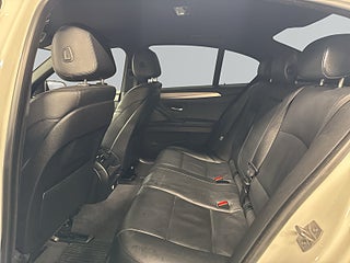 BMW 530 d xDrive Sedan M Sport Sensorer/M-värmare/S&V-Däck