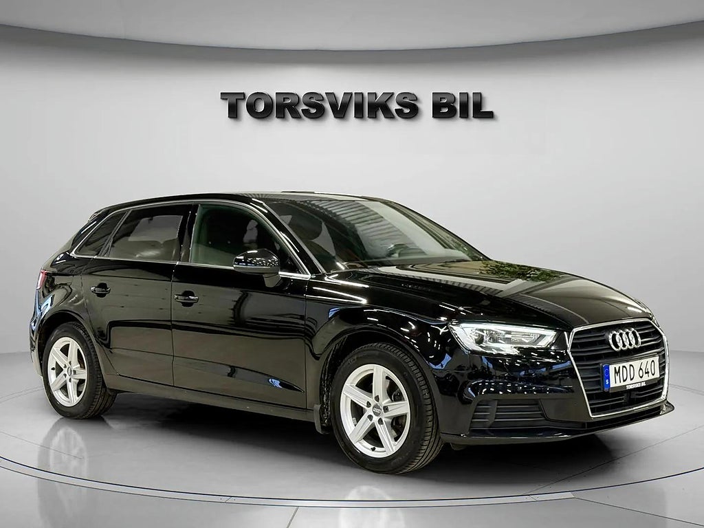 Audi A3 Sportback 1.0 TFSI S Tronic Comfort 1 Ägare - miniatyr 7