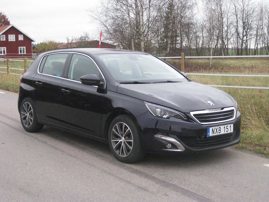 Peugeot 308 1.2 PureTech130 Allure Euro 6 Aut Drag S&V-hjul 