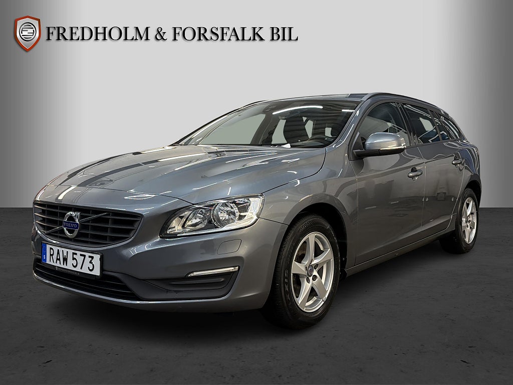 Volvo V60 T3 Classic Edition 5700mil Nyservad En-ägare! 