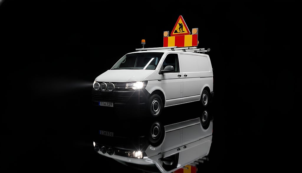 Volkswagen Transporter T32 2.0 TDI Dubblaskjutdörrar Väggarbeteskyltar 150hk