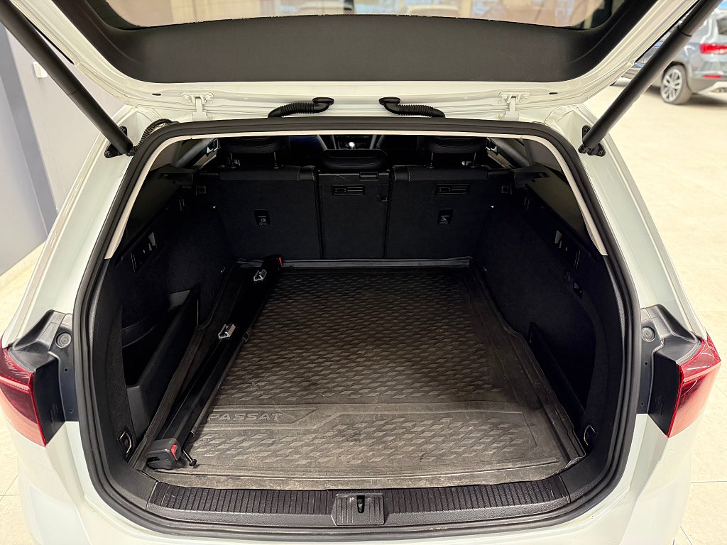 Volkswagen Passat Alltrack 2.0 TDI  4Motion 4.99%/Drag/Kamera/Värmare