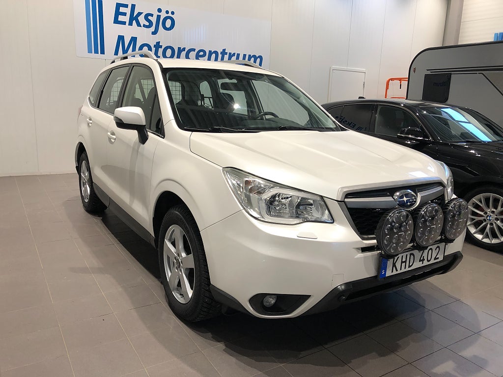 Subaru Forester 2.0 4WD Euro 5  *S/V-Hjul , Drag*