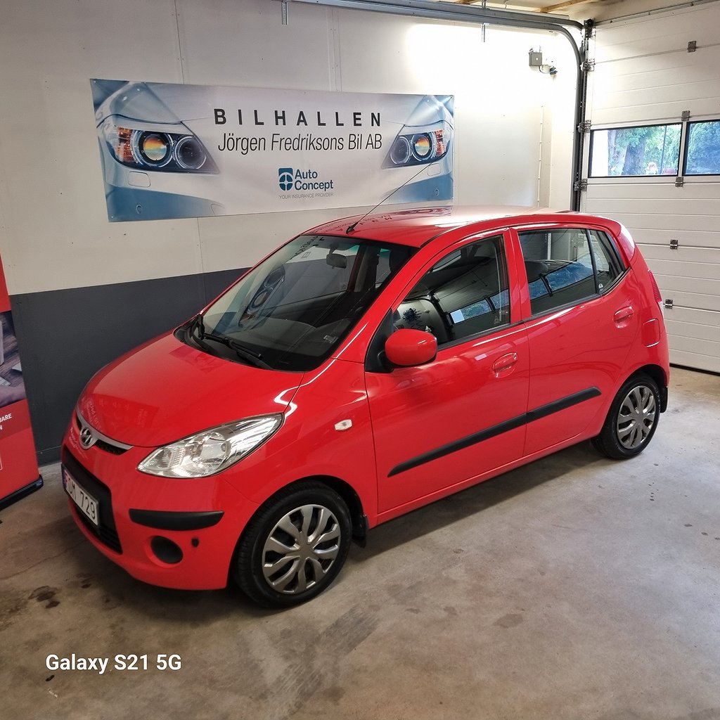 Hyundai i10 12500 mil Mkt bra bil 