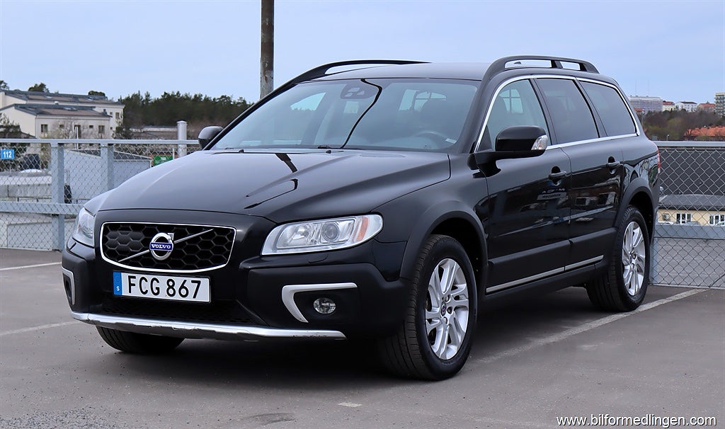 Volvo XC70 II Classic, Momentum D4 2.4 AWD 181hk 1 ägare