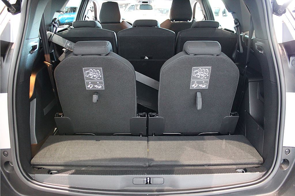 Bild på Peugeot 5008 Active Pack 1.2 PT 130hk Aut - 7-SITS, B-KAMERA