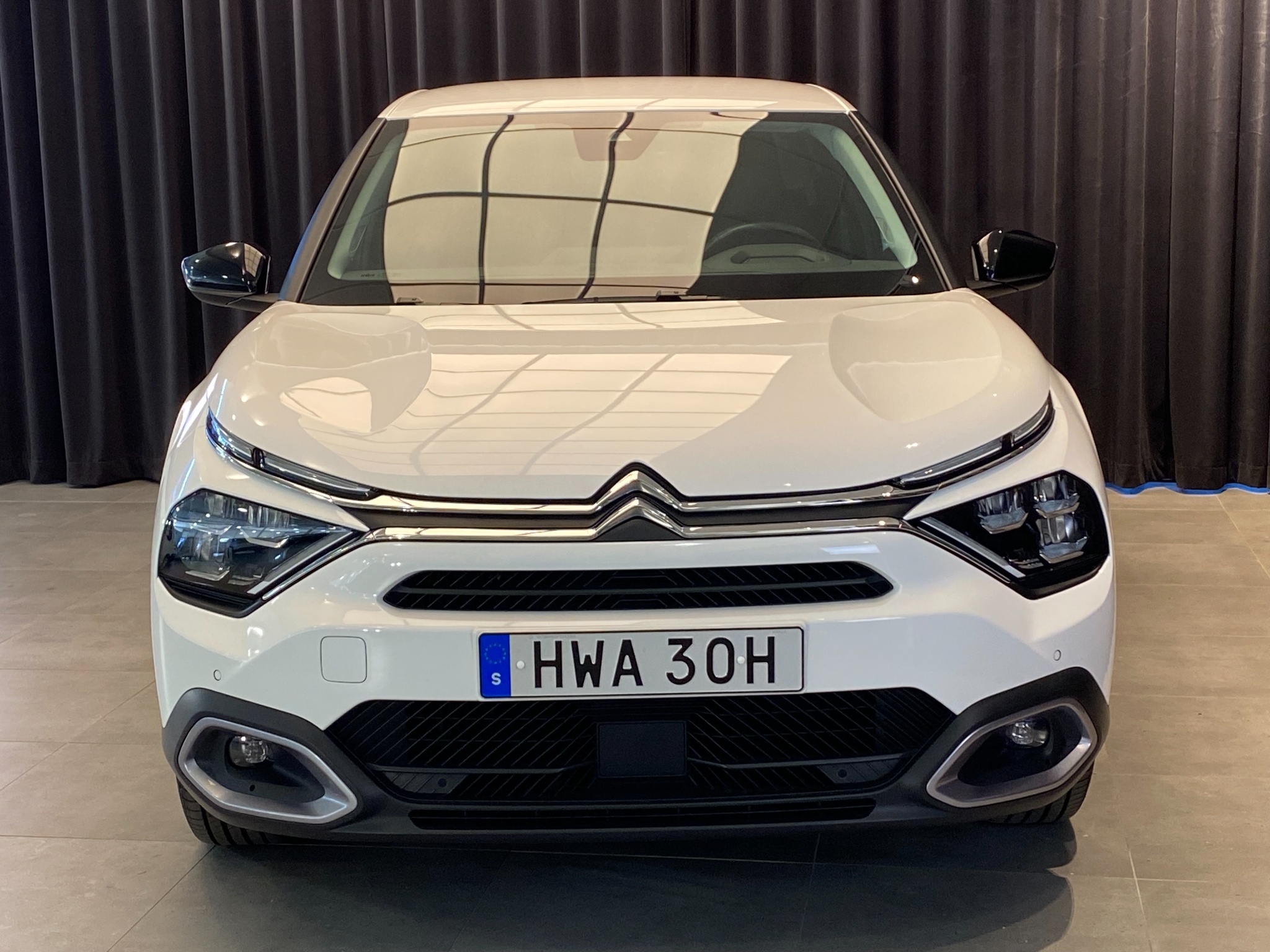 Citroen C4 SHINE PT 130 AUT 2023, kuva 4/110