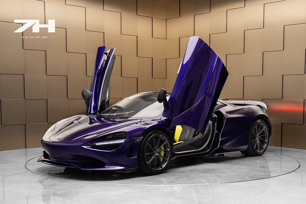 McLaren 750S Spider MSO Lantana Purple / Carbon / Lift / B&W / 360°
