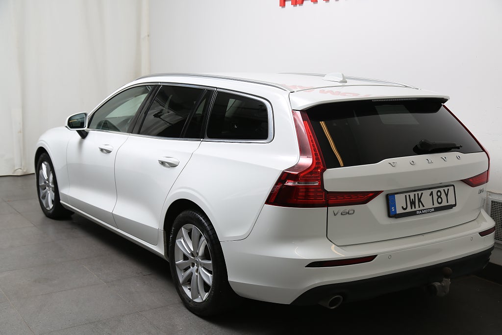 Volvo V60 B4 Diesel 197hk Momentum Advanced SE Aut Drag Leasbar 2021