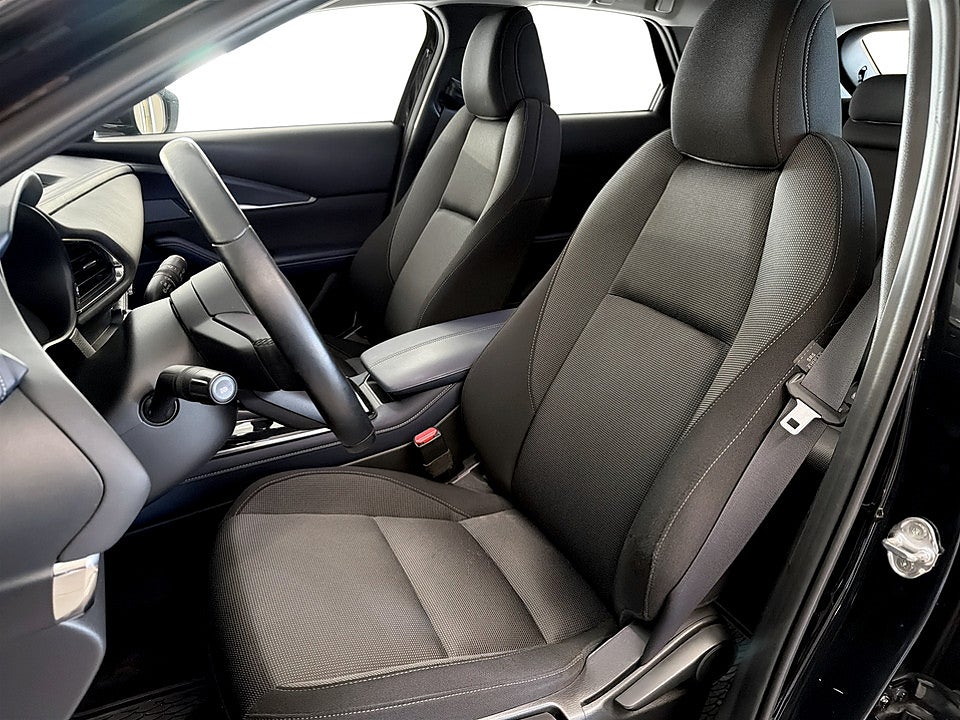 Bild på Mazda CX-30 Sky 2.0 e-SKYACTIV-G M 150hk RATTVÄRME BACKKKAMERA