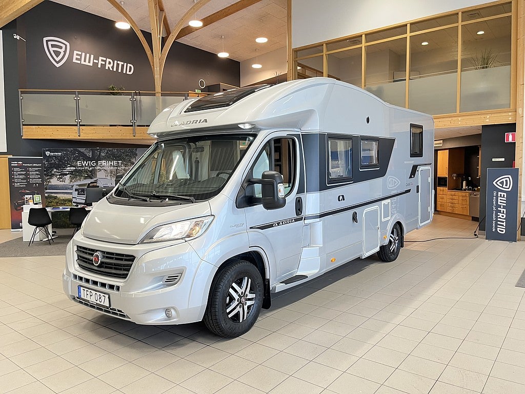 Adria CORAL SUPREME 670 DL (ALDE+Heavy+AC+Solcell+Luftfjädring)