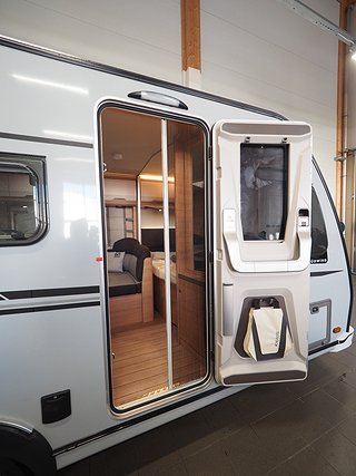 Husvagn, 1-axl Knaus Südwind 580 QS 60 Year 13 av 15