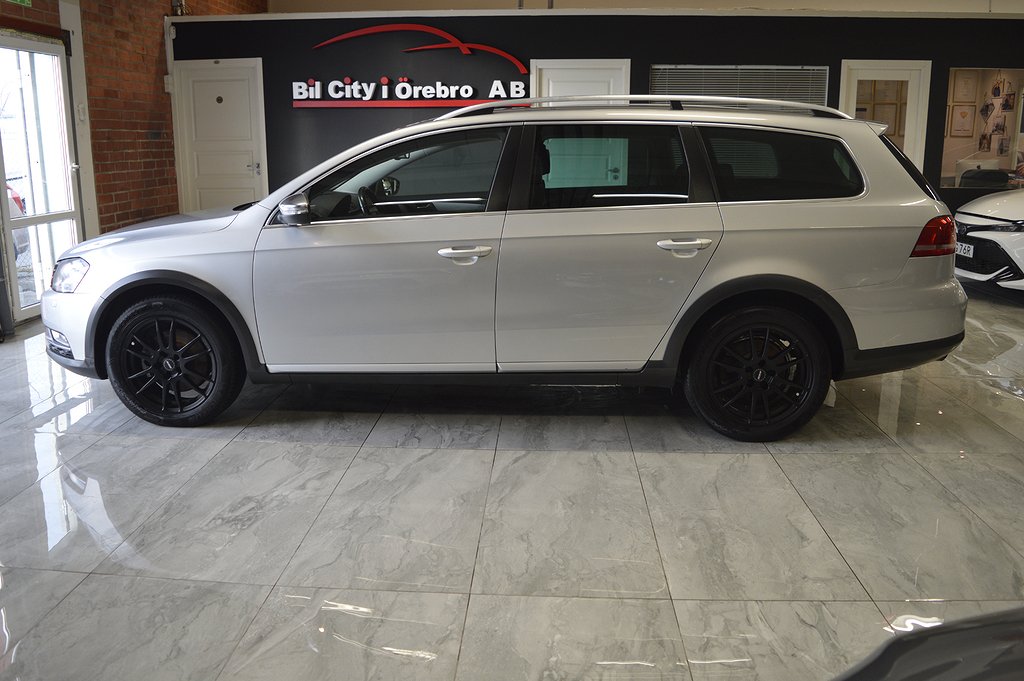 Volkswagen Passat 2.0 TDI (177hk) Alltrack BlueMotion 4Motion 2-Ägare / D-Värmare