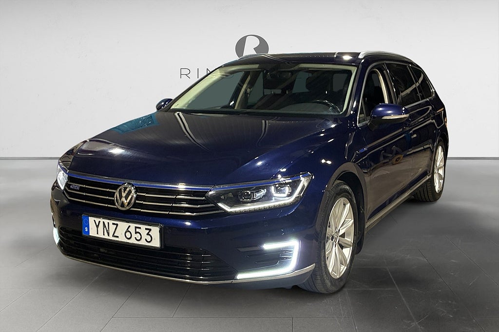 Volkswagen Passat SC GTE 218 HK DSG EXECUTIVE B-VÄRM B-KAMERA CARPLAY 17"