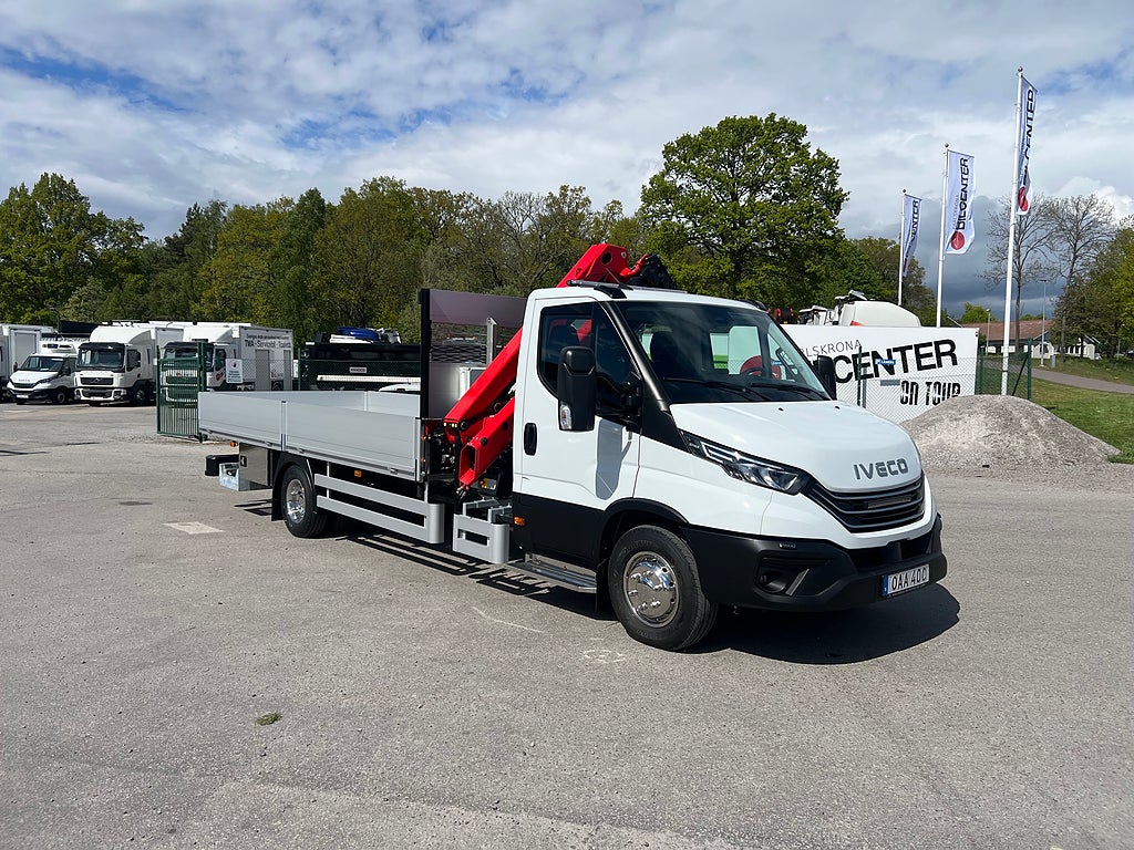 Iveco Daily 72C18 A8 Kranbil Palfinger Kran Fullutrustad