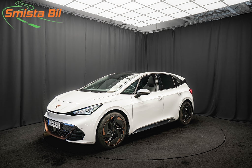 Cupra Born 58 PANORAMA KAMERA HUD 20'' PILOT M ADAPTIV-FART MOMS