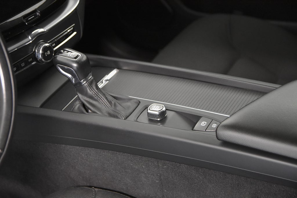 Volvo XC60 2020 - miniatyr 12
