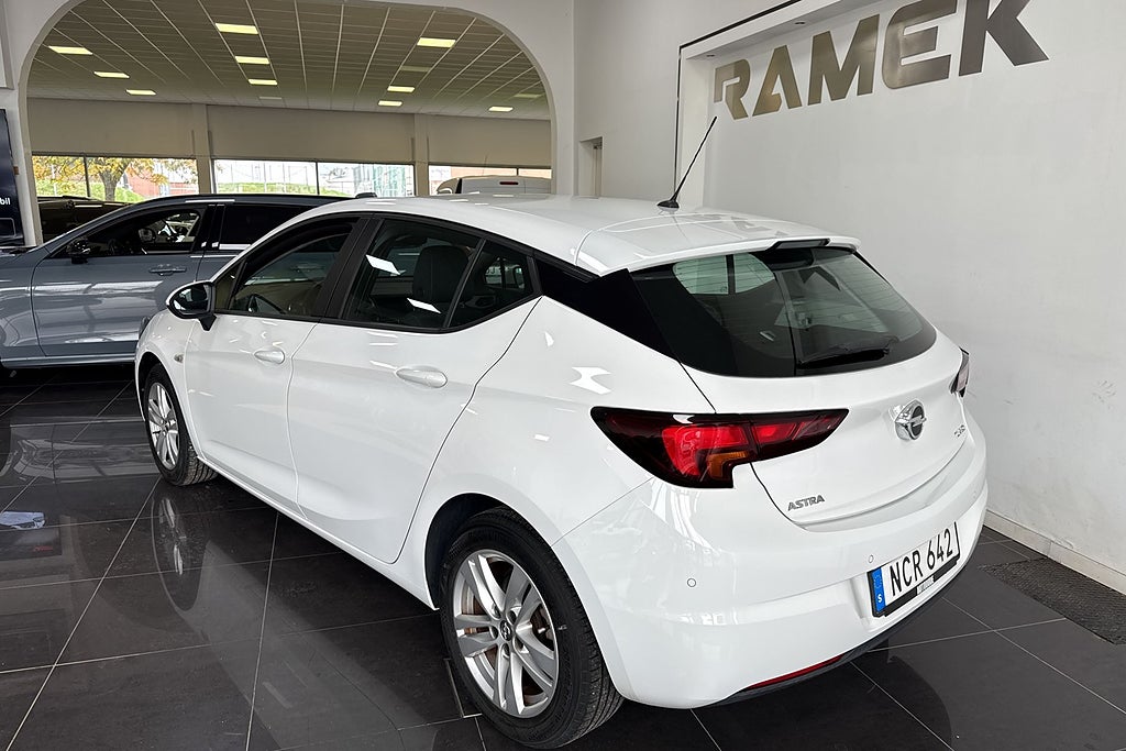 Opel Astra 2016 - miniatyr 4