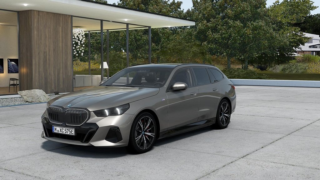 BMW i5 Touring Business Launch Edition Drag DAP Head-Up Panorama