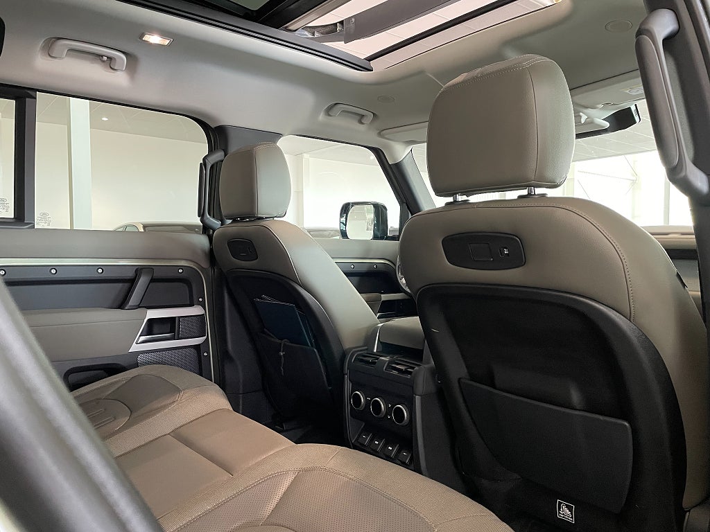 Land Rover Defender 2020 - miniatyr 16